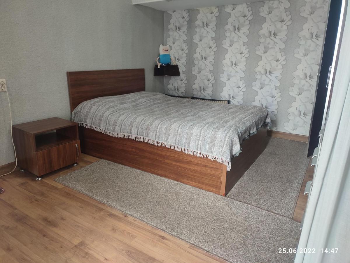 Квартира У Бульвара 1 Batumi Zewnętrze zdjęcie