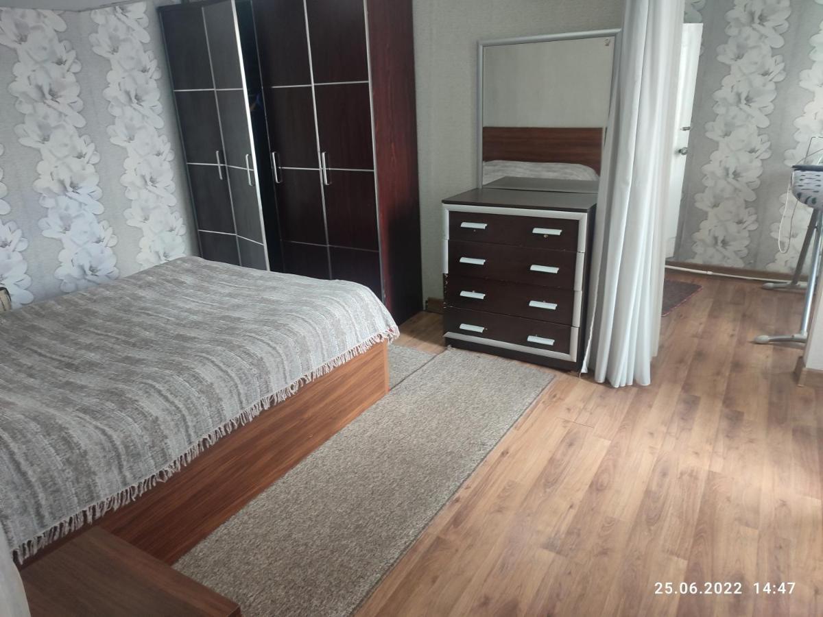 Квартира У Бульвара 1 Batumi Zewnętrze zdjęcie